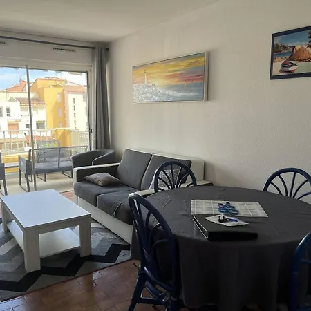 Centre Port Avec Piscine Et Parking, 4 Couchages, Terrasse Sud - Cap D'agde - Fr-1-749-61 Apartment Agde