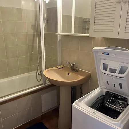 Centre Port Avec Piscine Et Parking, 4 Couchages, Terrasse Sud - Cap D'agde - Fr-1-749-61 Apartment Agde
